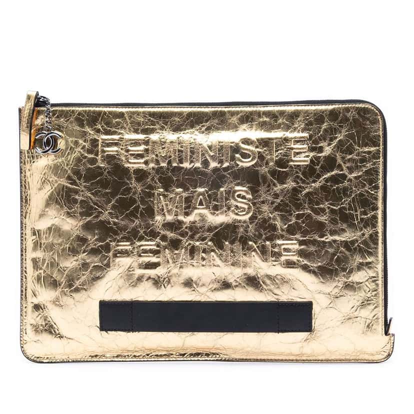 Chanel Metallic Crinkled Calfskin Feministe Mais Feminine Pouch Gold Leather Good condition - Front View