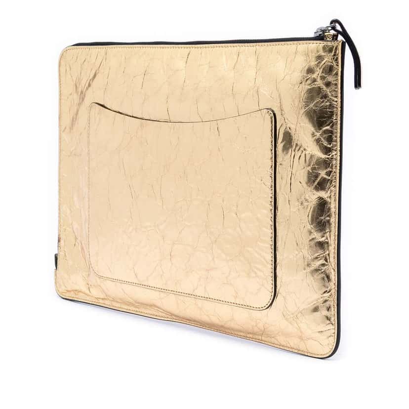 Chanel Metallic Crinkled Calfskin Feministe Mais Feminine Pouch Gold Leather Good condition - Back View