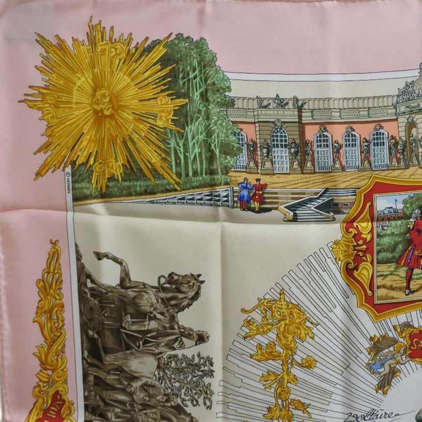 Hermès Sanssoucy Silk Scarf 90 Pink Silk Very good condition - Back View