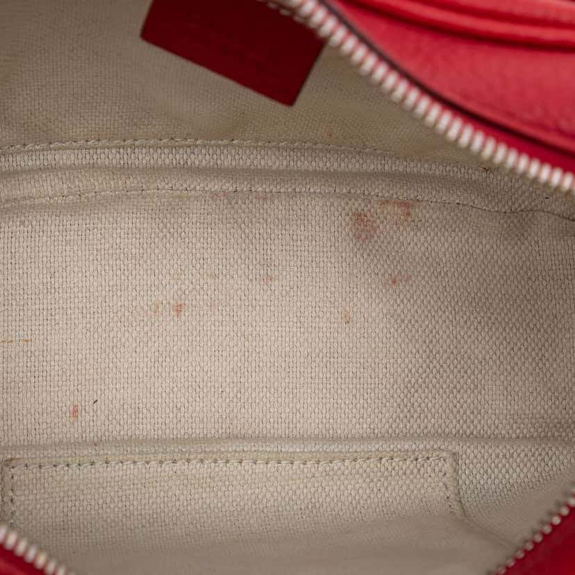 Gucci Leather Soho Disco Crossbody Red Leather Very good condition - Model View