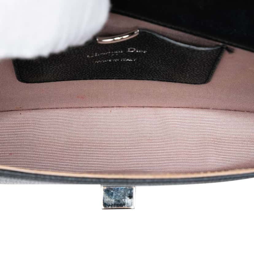 Dior Grained Calfskin Diorama Pochette Clutch Black Leather Very good condition - Model View