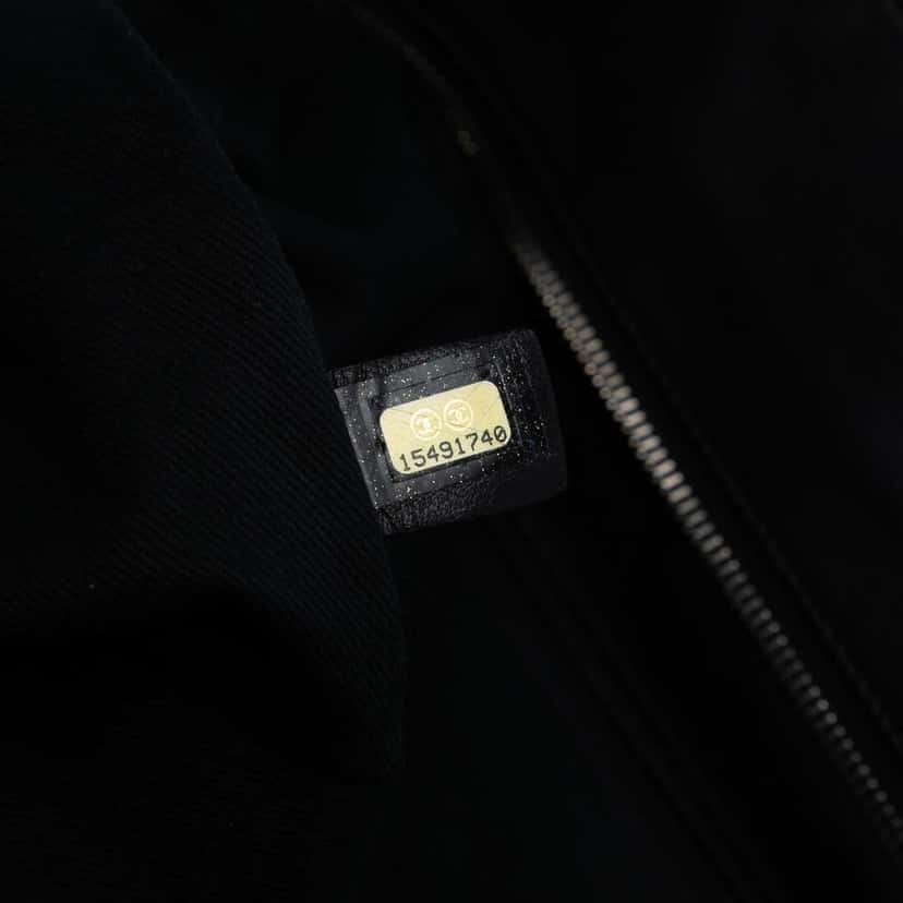 Chanel Large Iridescent Quilted Calfskin In The Mix Shopping Tote Black Leather Very good condition - Box View