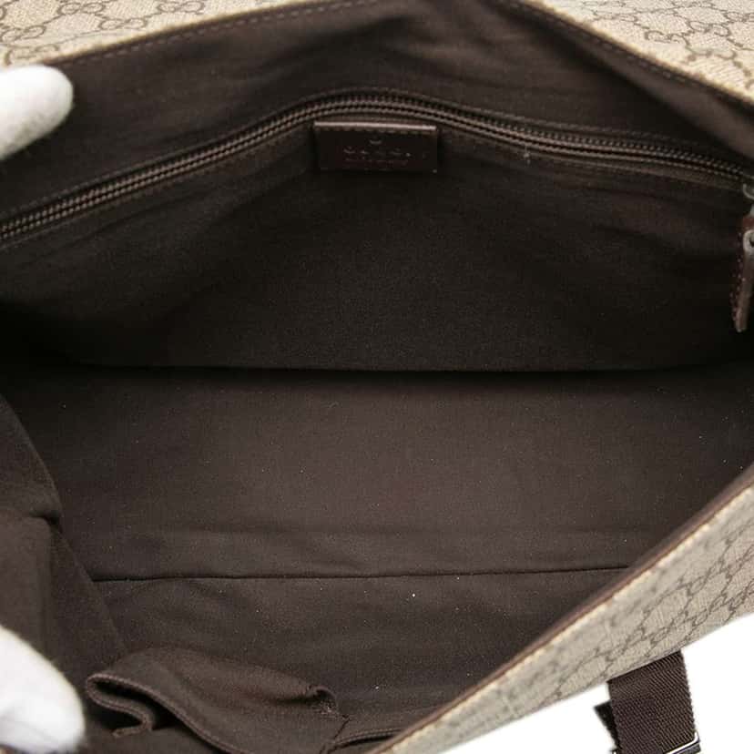 Gucci Large GG Supreme Double Buckle Flap Messenger Bag Brown Canvas Good condition - Model View