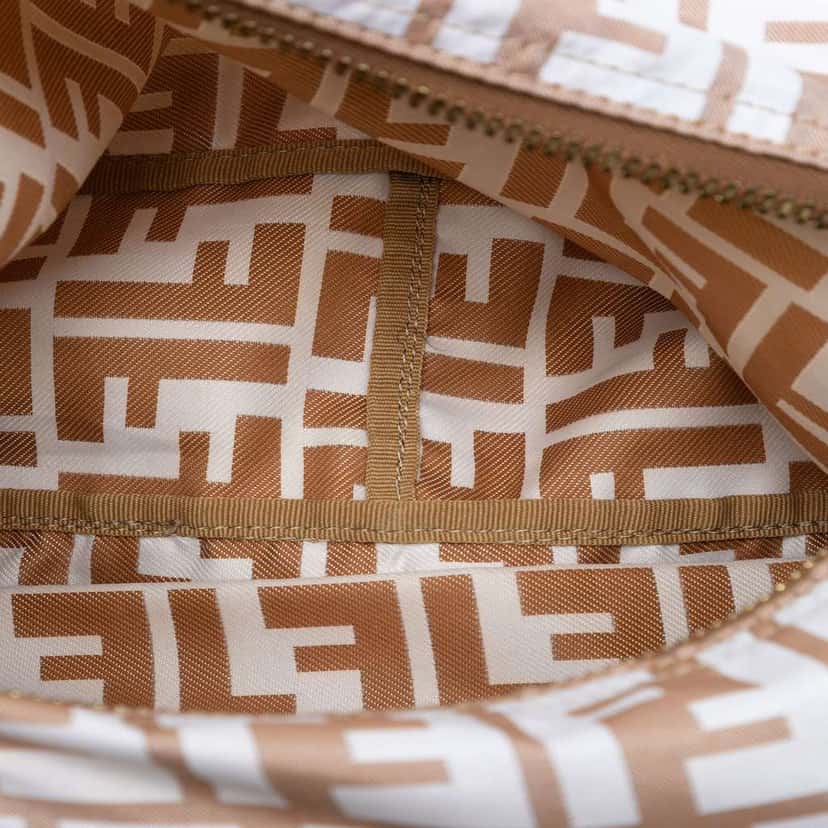 Fendi Zucca Canvas Crossbody Brown Canvas Very good condition - Model View