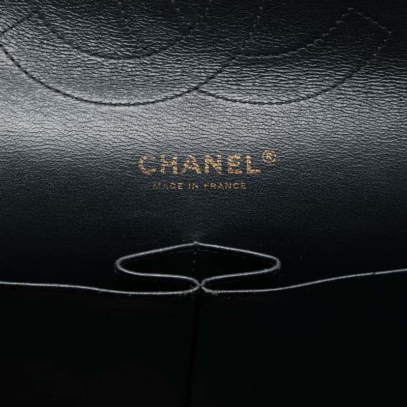 Chanel Jumbo Classic Caviar Double Flap Black Leather Very good condition - Box View