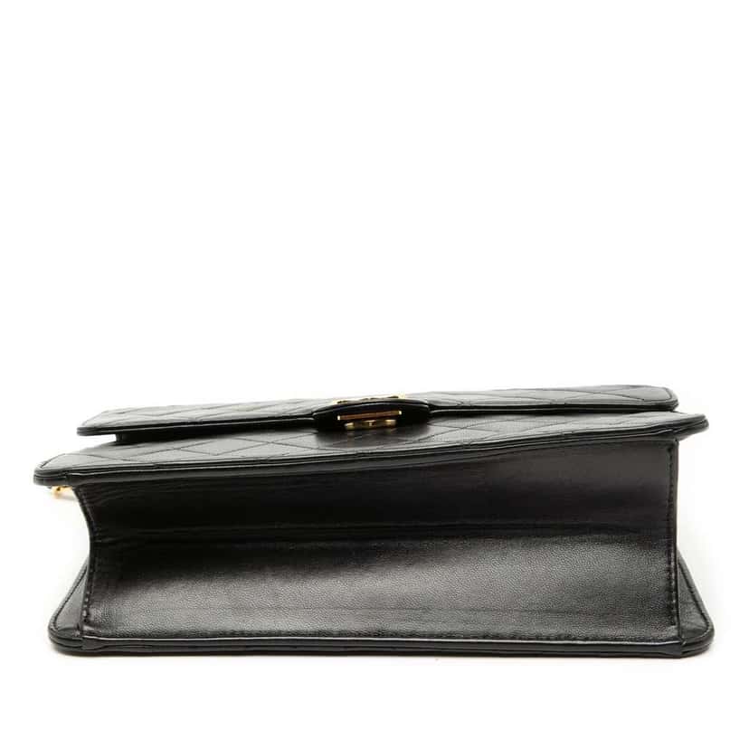 Chanel Small CC Quilted Lambskin Single Flap Black Leather Very good condition - Inside View