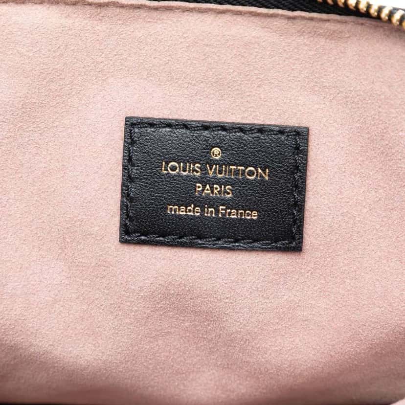 Louis Vuitton Monogram Embossed Puffy Lambskin Coussin PM Black Leather Very good condition - Box View
