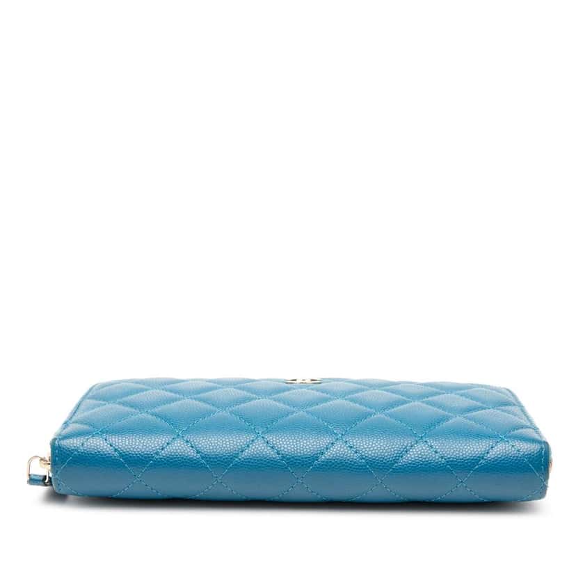 Chanel CC Quilted Caviar Zip Around Long Wallet Blue Leather Very good condition - Inside View
