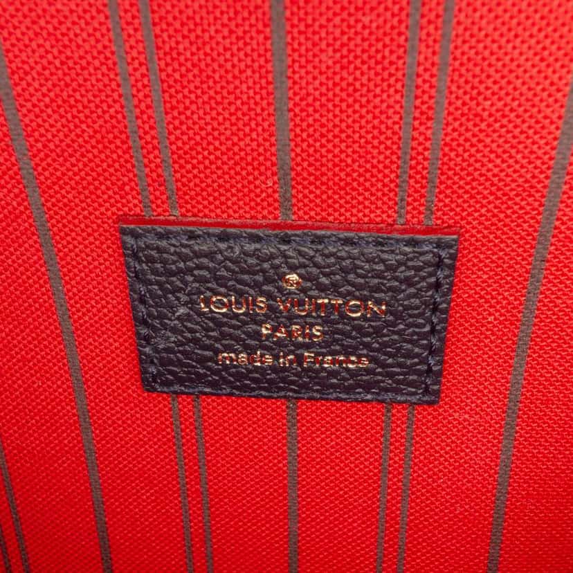 Louis Vuitton Monogram Empreinte Pochette Metis Blue Leather Good condition - Box View