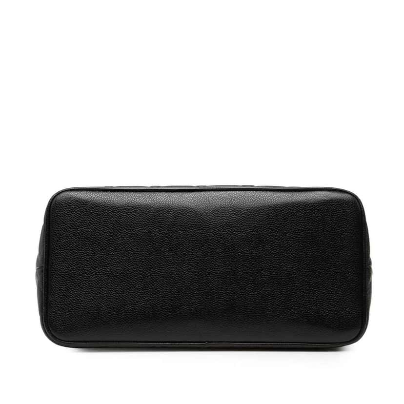 Chanel Caviar Medallion Tote Black Leather Good condition - Inside View
