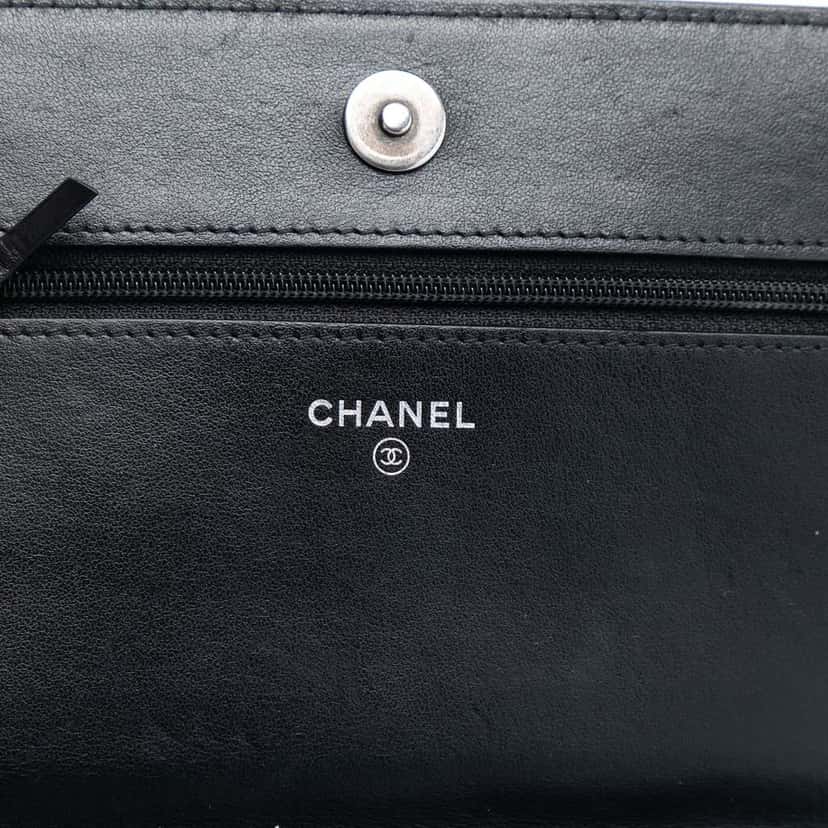Chanel Quilted Caviar Boy Wallet on Chain Black Leather Very good condition - Box View