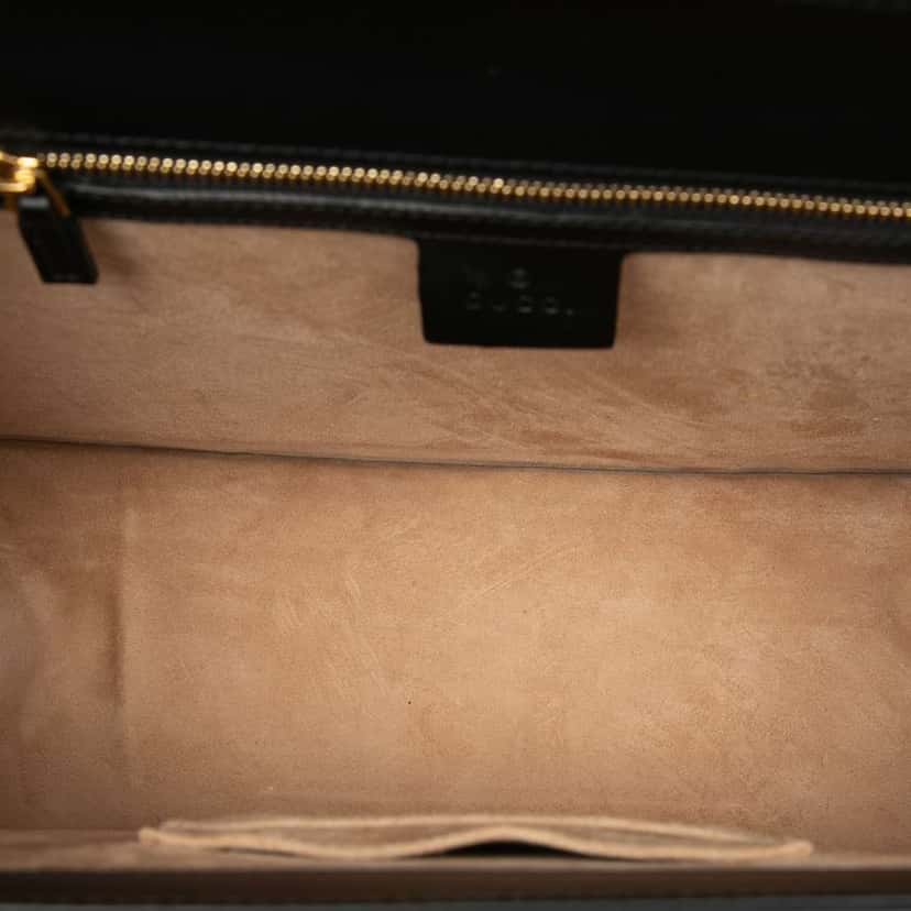 Gucci Medium Leather Sylvie Top Handle Bag Black Leather Good condition - Model View