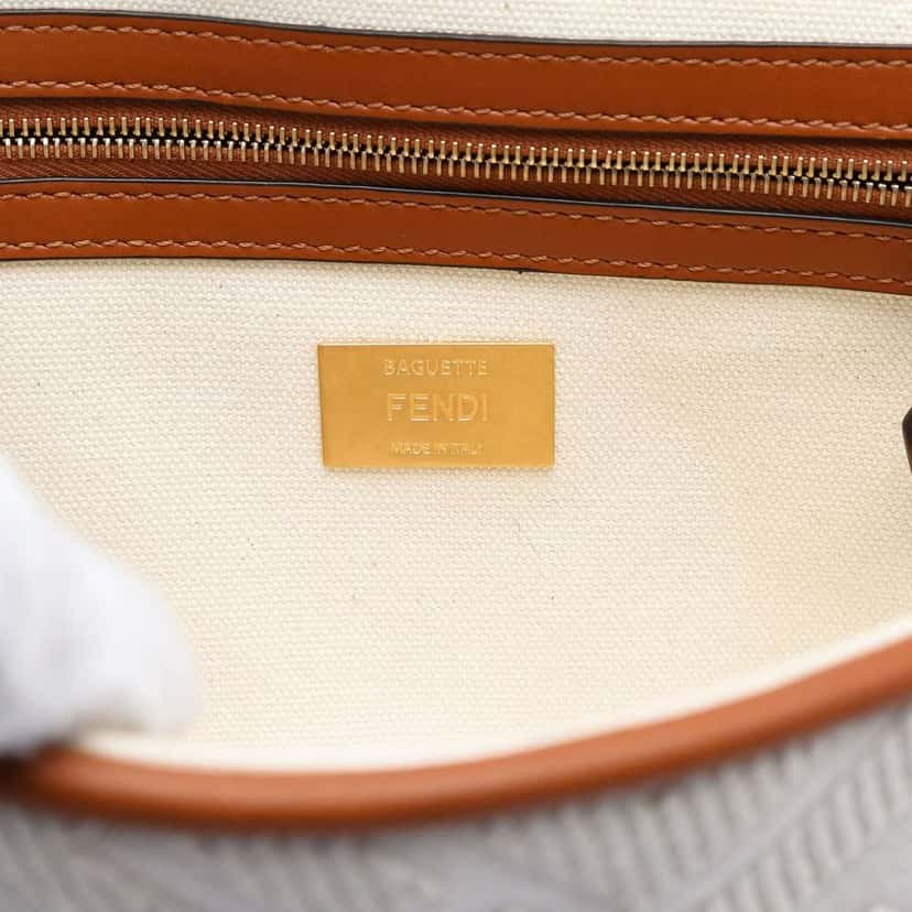 Fendi Zucca Embroidered Canvas Baguette Satchel Brown Canvas Good condition - Box View