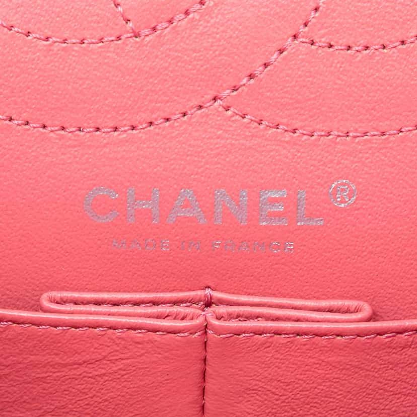 Chanel Quilted Tweed Reissue 2.55 Double Flap 225 Pink Tweed Good condition - Box View