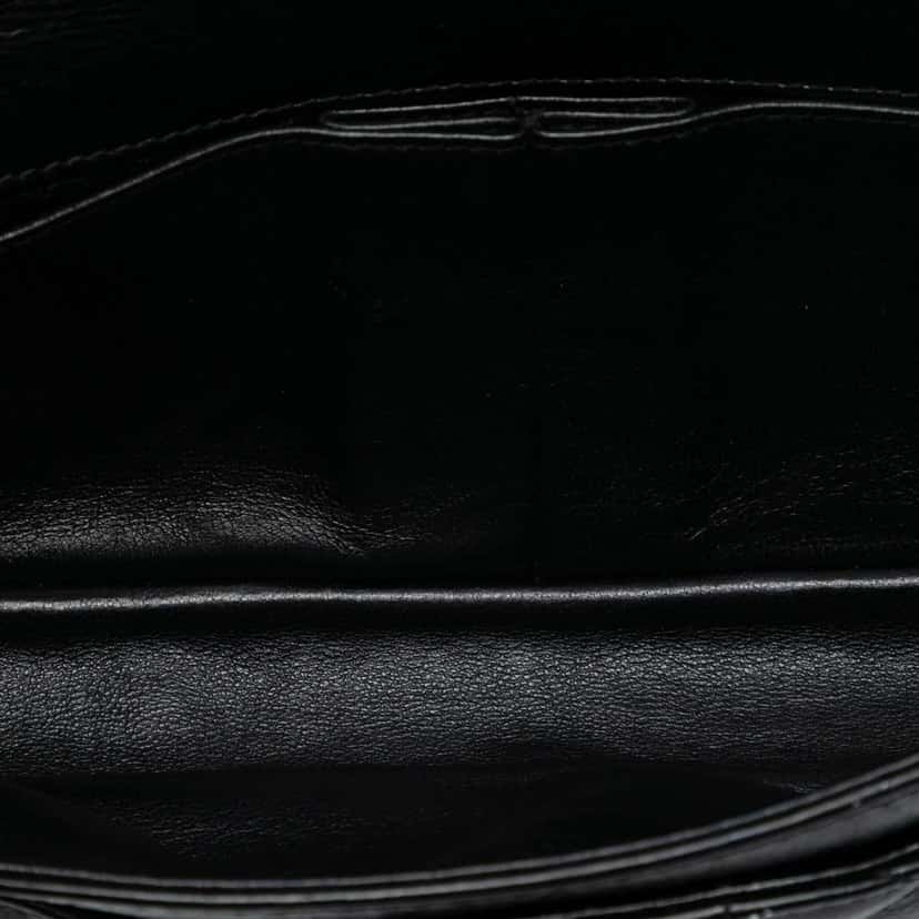 Chanel Quilted Glazed Calfskin Reissue 2.55 Clutch with Chain Black Leather Good condition - Model View