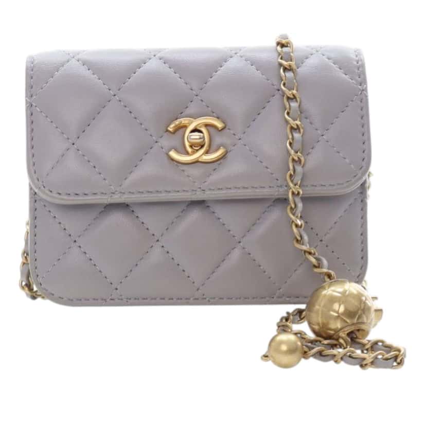 Chanel Mini Quilted Lambskin Pearl Crush Clutch with Chain Grey Leather Very good condition - Front View