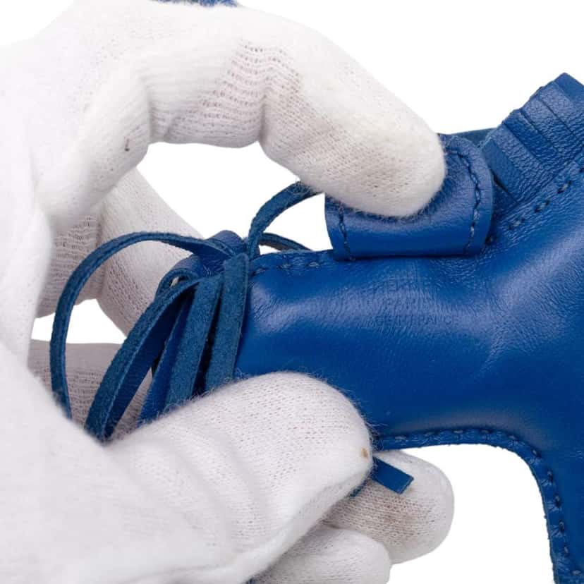 Hermès Milo Lambskin Grigri Rodeo Bag Charm PM Blue Leather Good condition - Model View