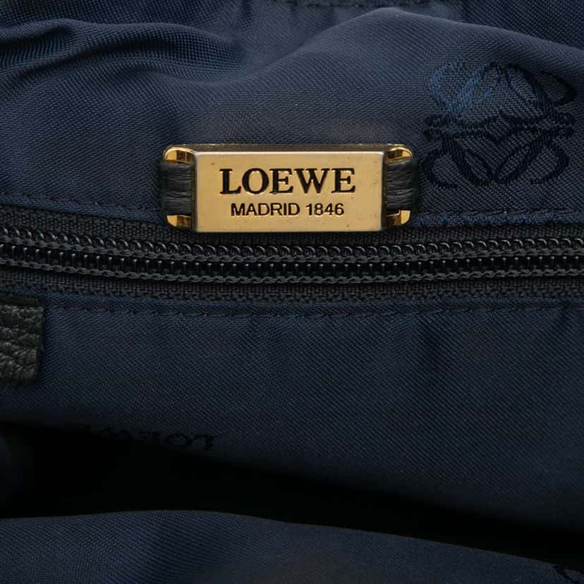 Loewe Leather Anagram Shoulder Bag Purple Leather Good condition - Box View
