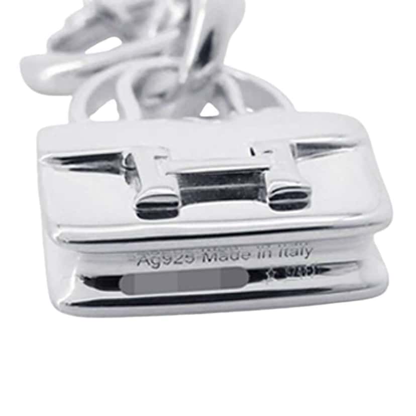 Hermès Sterling Silver Amulettes Constance Necklace Silver Silver Good condition - Model View