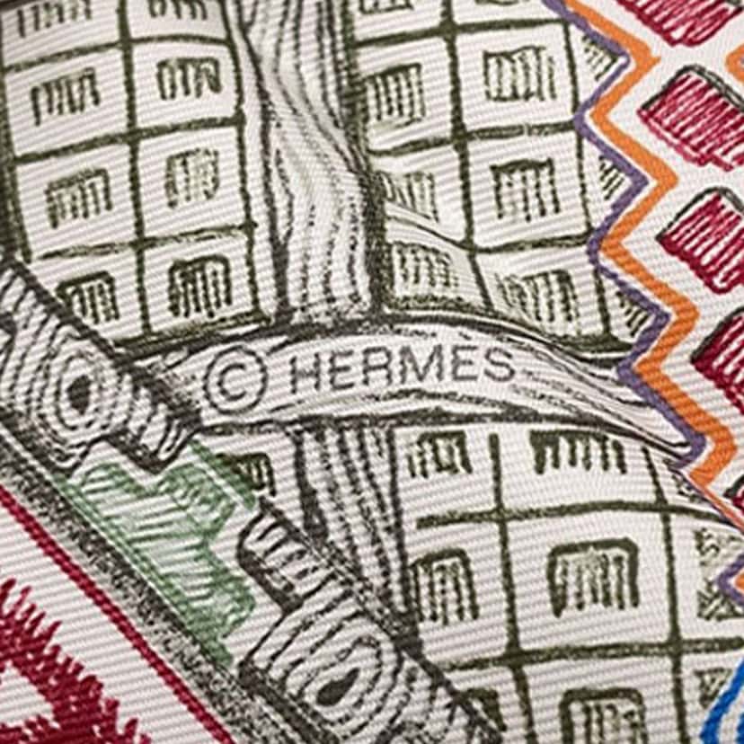 Hermès Super Silk Quest Silk Scarf 90 Brown Silk Very good condition - Back View