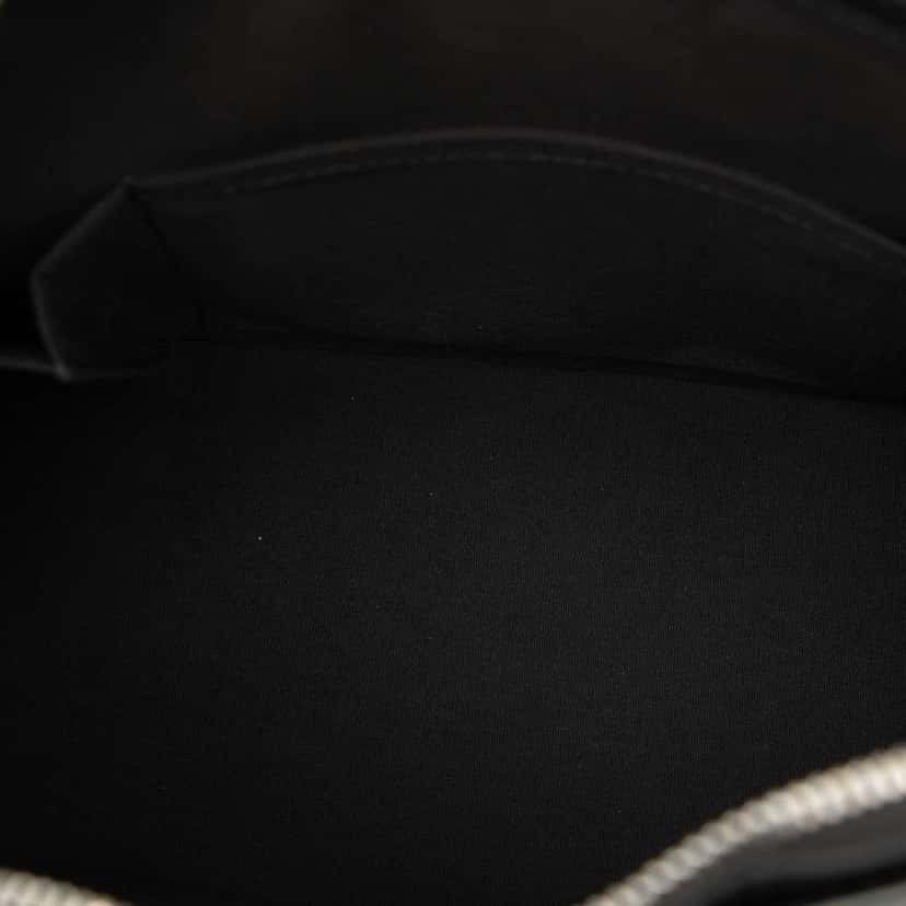 Louis Vuitton Monogram Mat Stockton Grey Leather Very good condition - Model View