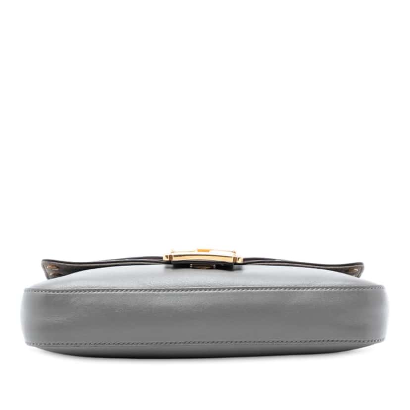 Fendi Vitello Grace FF 1974 Baguette Crossbody Grey Leather Very good condition - Inside View