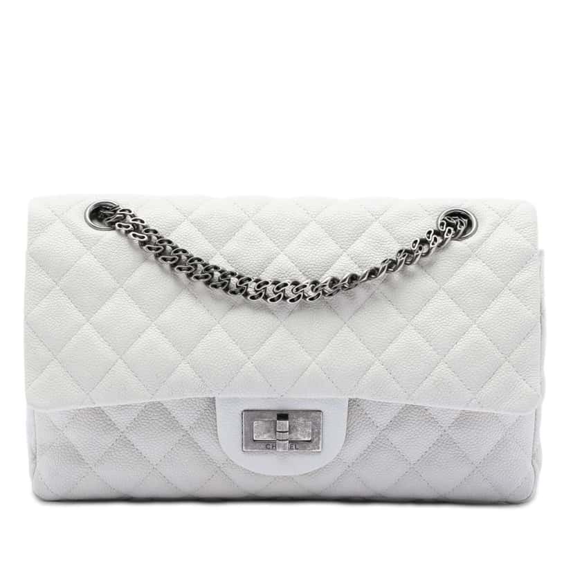 Chanel Quilted Caviar Reissue 2.55 Double Flap 225 White Leather Good condition - Front View