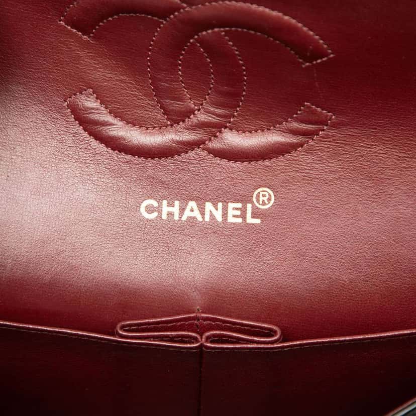 Chanel Medium Classic Lambskin Double Flap Black Leather Good condition - Box View