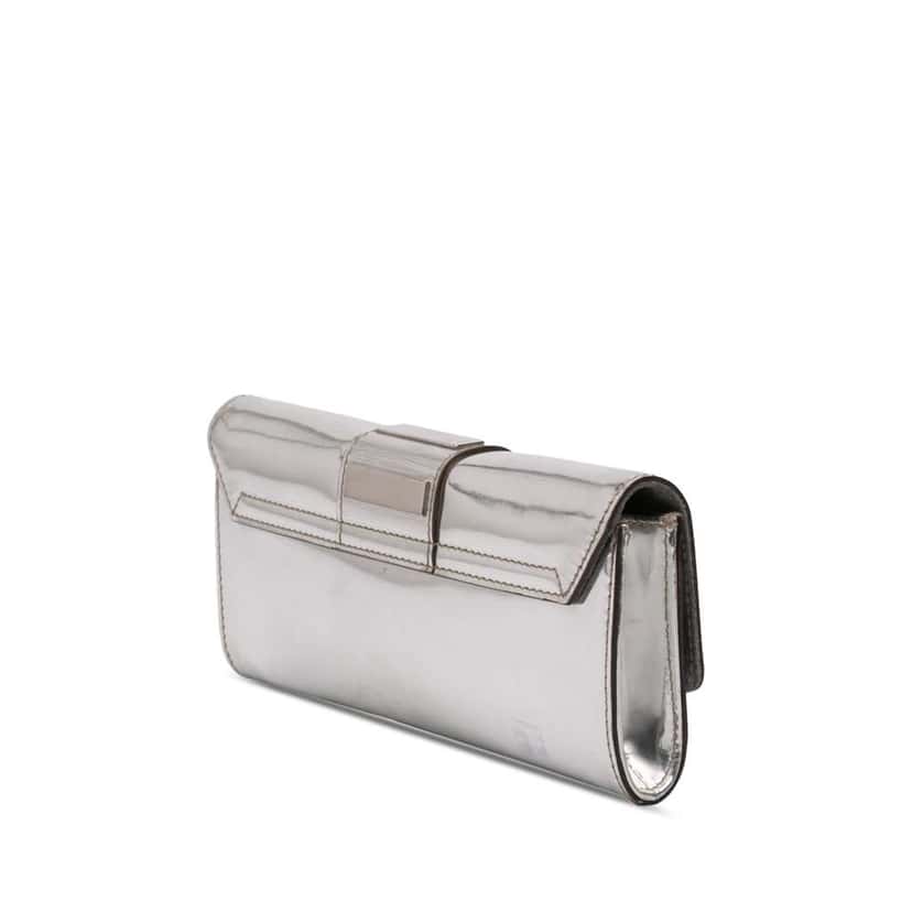 Gucci Patent Leather Mirror Clutch Silver Leather Very good condition - Back View