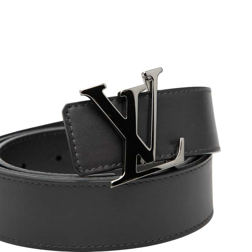 Louis Vuitton Leather LV Initiales Belt Black Leather Good condition - Model View