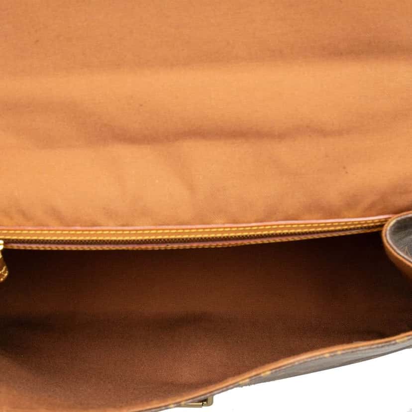 Louis Vuitton Monogram Beverly Briefcase MM Brown Fair condition - Model View