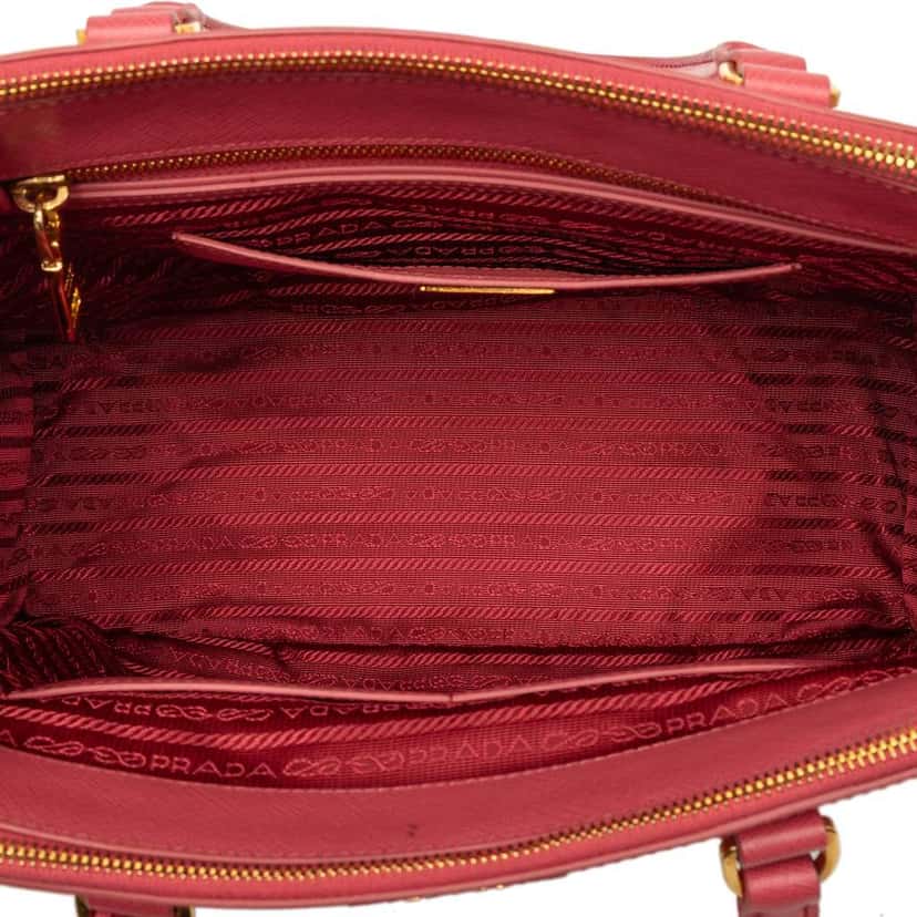 Prada Medium Saffiano Lux Galleria Double Zip Satchel Pink Leather Very good condition - Model View