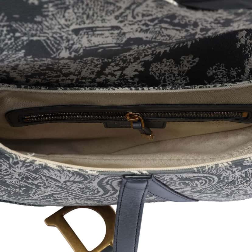 Dior Canvas Embroidered Reverse Toile De Jouy Saddle Bag Grey Canvas Good condition - Model View