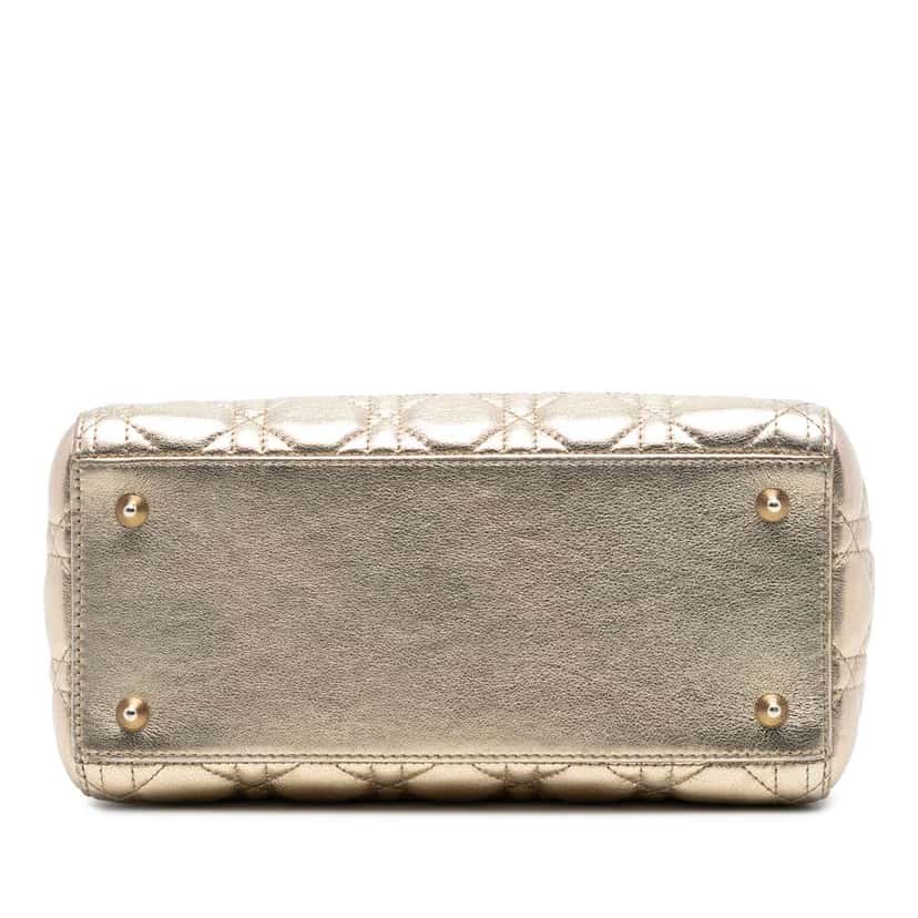 Dior Medium Metallic Lambskin Cannage Lady Dior Gold Leather Very good condition - Inside View