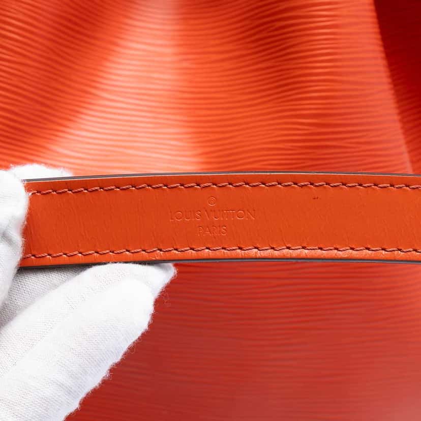 Louis Vuitton Epi Petit Noe Orange Leather Good condition - Box View