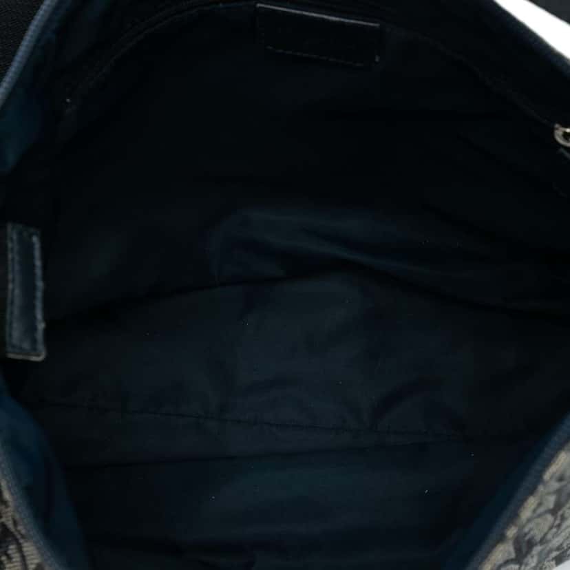 Dior Diorissimo Trotter Canvas Crossbody Blue Canvas Good condition - Model View