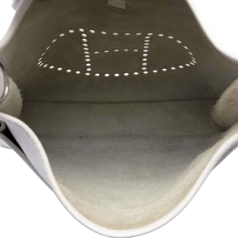 Hermès Clemence Evelyne III 29 White Leather Good condition - Model View