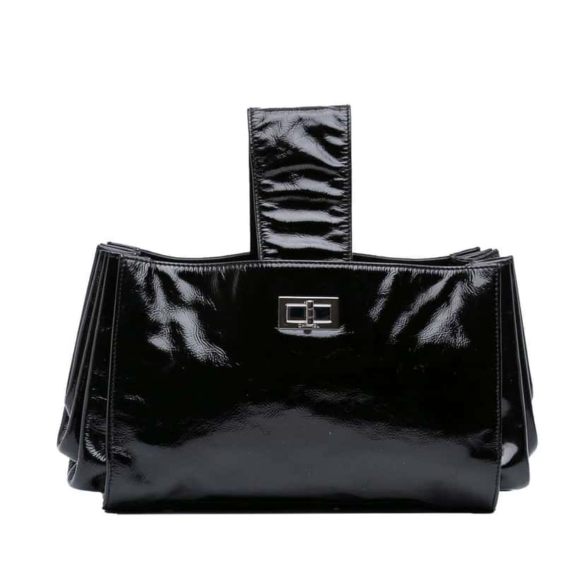 Chanel Patent Mademoiselle Lock Convertible Wrist Clutch Black Leather Good condition - Front View