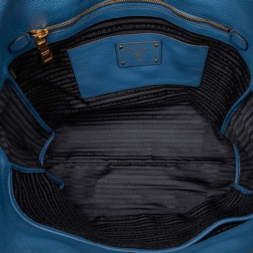 Prada Vitello Daino Open Convertible Tote Blue Leather Very good condition - Model View