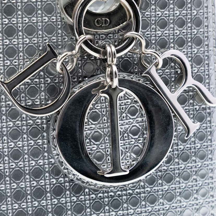 Dior Medium Metallic Patent Microcannage Lady Dior Silver Leather Very good condition - Box View