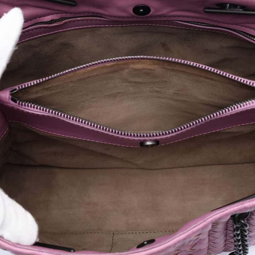 Bottega Veneta Medium Nappa Intrecciato Boutis Double Chain Tote Pink Leather Very good condition - Model View