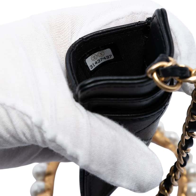 Chanel Quilted Lambskin Pearl Crown CC Wristlet Multi Pouches Black Leather Good condition - Box View