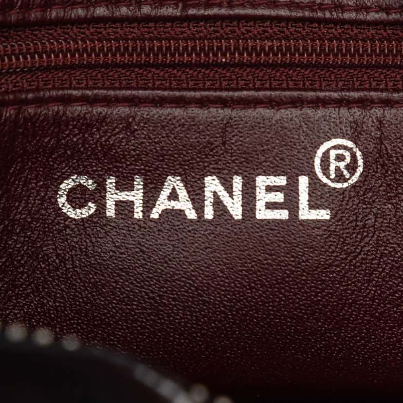 Chanel CC Patent Tote Black Leather Good condition - Box View