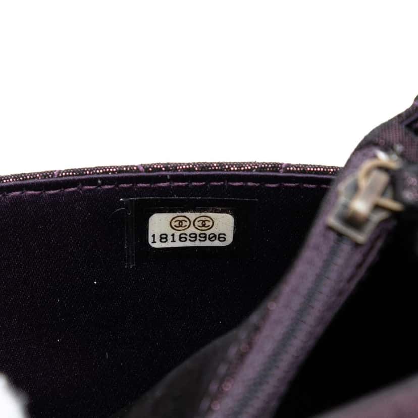 Chanel Quilted Iridescent Lambskin Tartan Button Wallet On Chain Purple Leather Very good condition - Box View