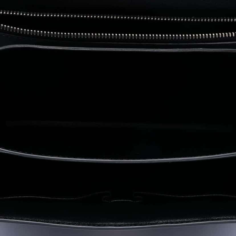 Celine Medium Calfskin Classic Grey Leather Good condition - Model View