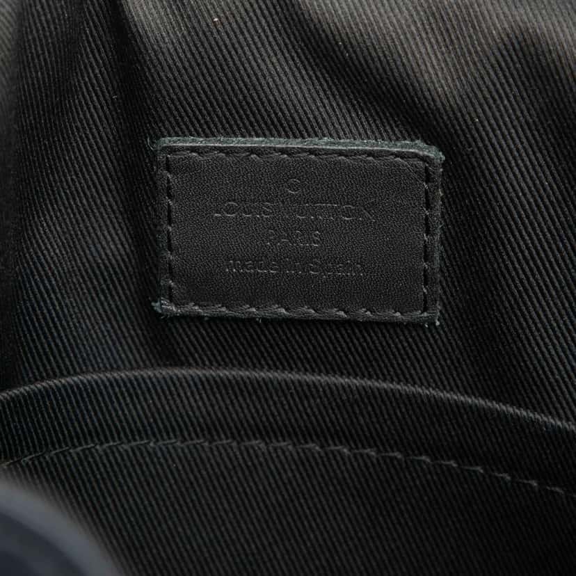 Louis Vuitton Damier Infini District PM Blue Leather Very good condition - Box View