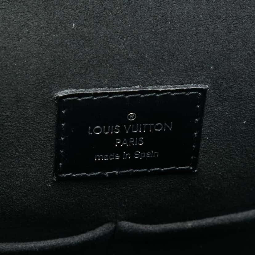 Louis Vuitton Epi Cluny MM Black Leather Very good condition - Box View