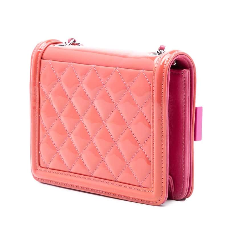Chanel Mini Ombre Acrylic and Patent Boy Brick Flap Pink Leather Very good condition - Back View