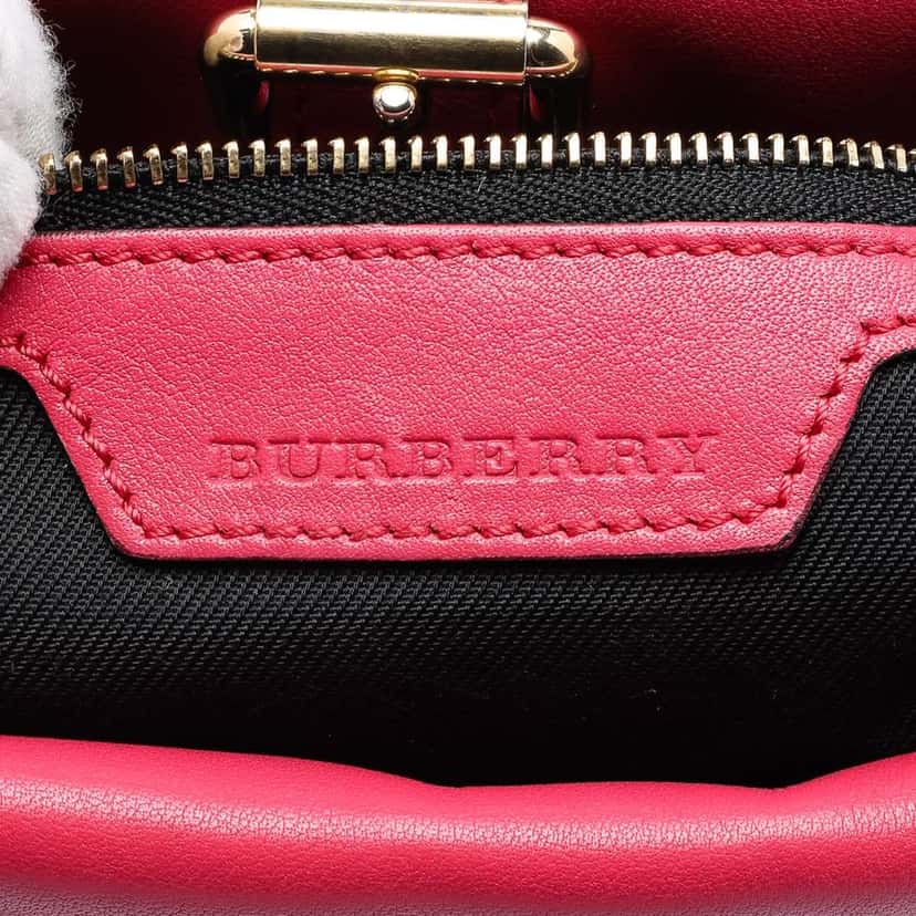 Burberry Haymarket Check Canvas Leah Crossbody Brown Canvas Very good condition - Box View