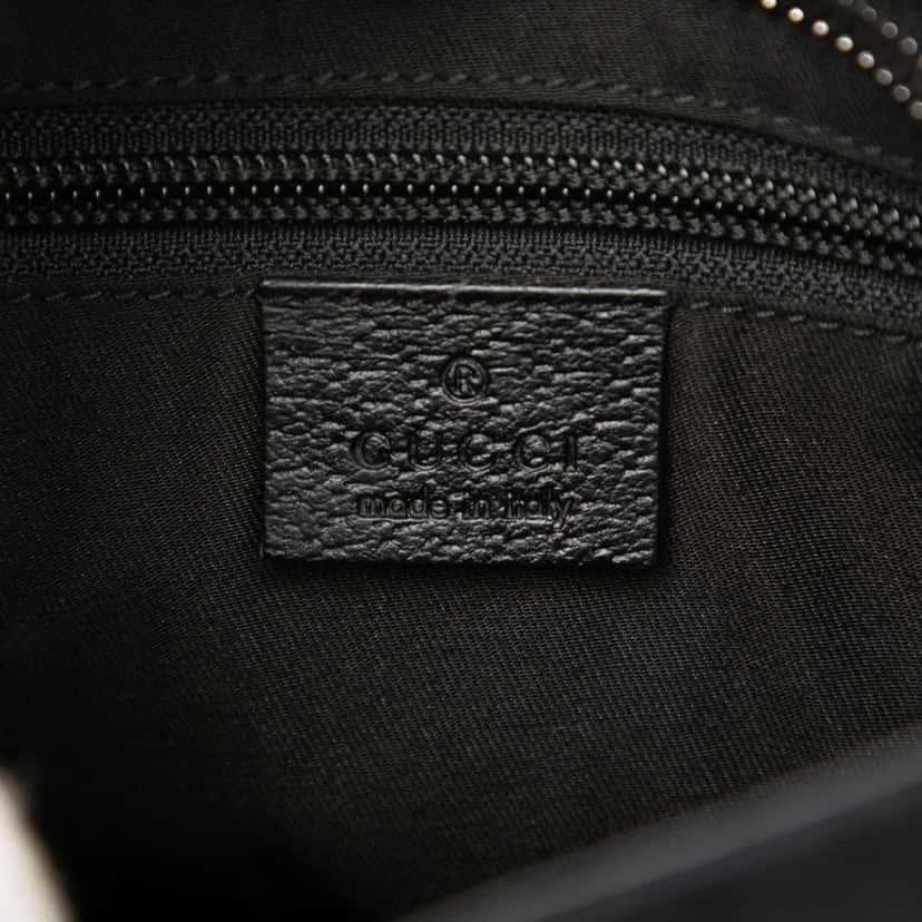 Gucci GG Canvas Crossbody Black Canvas Very good condition - Box View